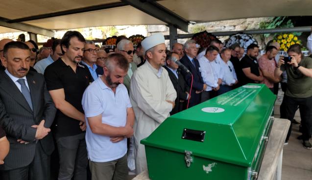 Fehmi Ertuğrul, son yolculuğuna uğurlandı...
