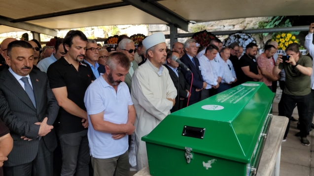 Fehmi Ertuğrul, son yolculuğuna uğurlandı...