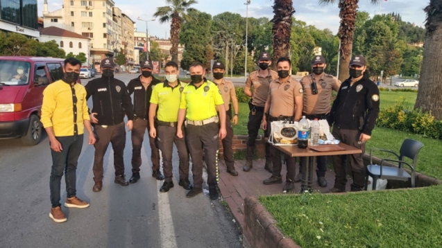 HAKGÜL Künefe ’den polislere tatlılı destek…