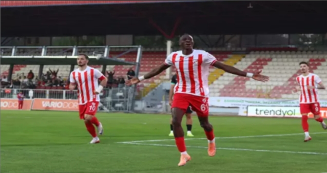 Maç Boluspor’un 3-0’lık üstünlüğü ile sona erdi.