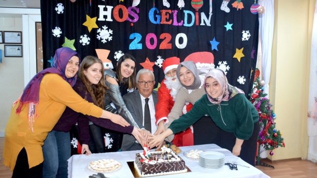 POSBIYIK’TAN MİNİKLERE YENİ YIL HEDİYESİ...