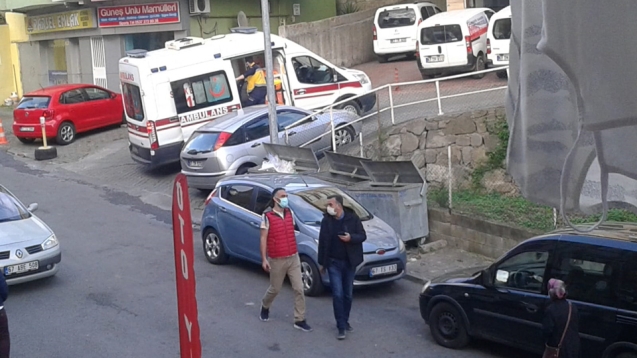 Ev sahibi,kiracı kavgası... 1 yaralı...