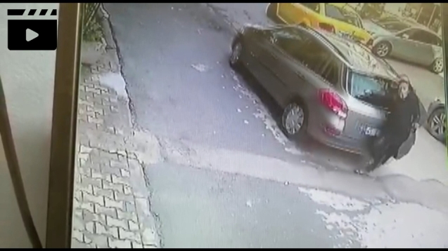 Yolun karşısına geçmek istemişti! O anlar kameralara yansıdı