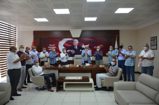 MUHTARLAR, POSBIYIK'IN DOĞUM GÜNÜNÜ KUTLADI...