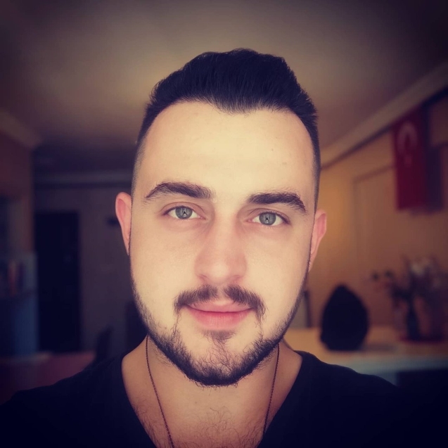 Zonguldaklı genç, sahil kenarında ölü bulundu...