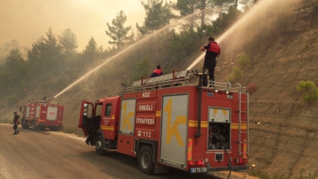 Kdz. Ereğli İtfaiye Ekibi, Manavgat’a yardım ediyor