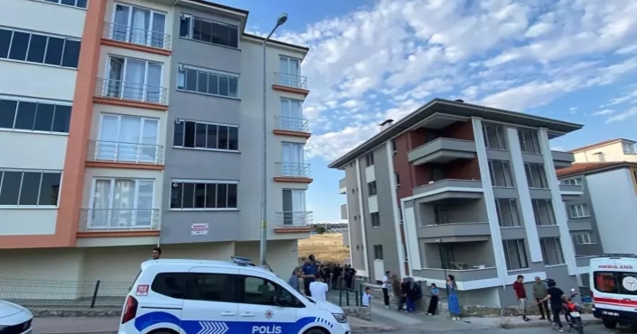 Boşanma aşamasında olan çift ölü bulundu...
