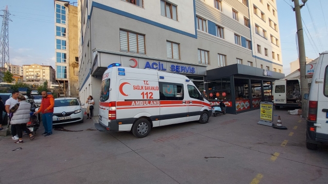 Kamyon ile motosikletin çarpıştı...1 yaralı...