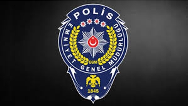 Dur ihtarına uymayan sürücü ekipleri harekete geçirdi...