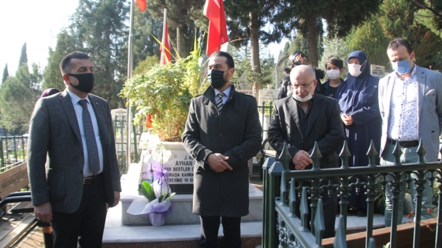 Şehidin mezarında buluştular, birbirinden özür dilediler...