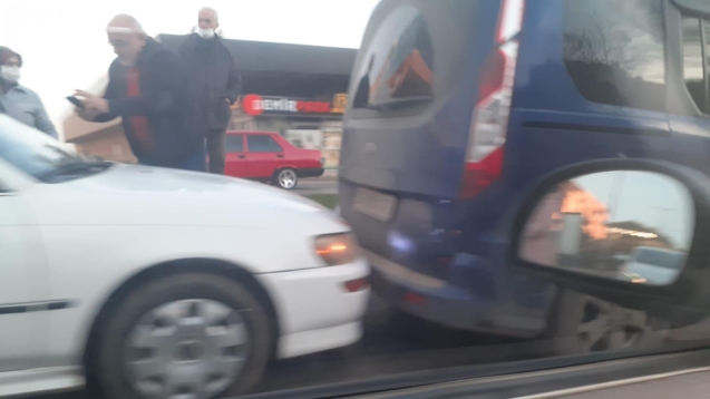 Avm önünde kaza...