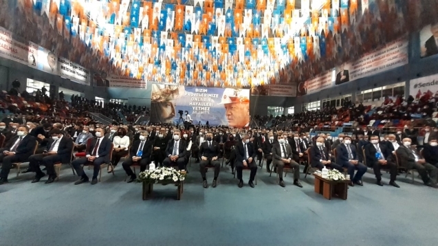 AK Parti İl Kongresi başladı: Zeki Tosun neler söyledi?