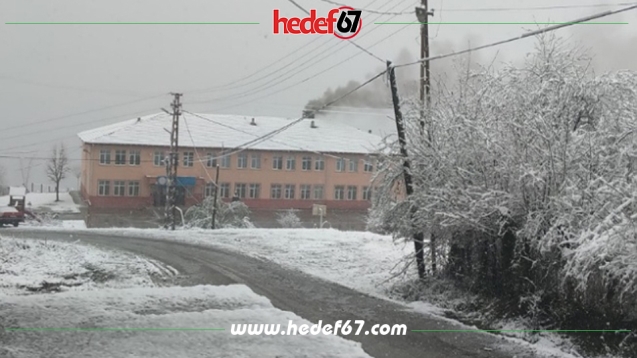 Kar yağışı yüksek kesimlerde etkisini gösterdi...