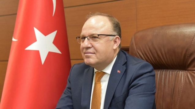 ''Anneler Günü'nü en kalbi duygularımla kutluyorum...''