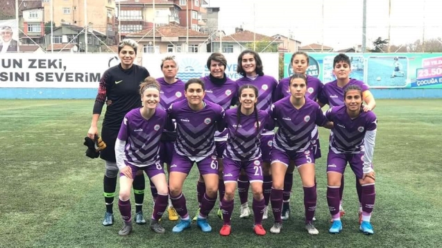 KIZLAR SON SANİYE GOLÜNE ENGEL OLAMADI 3-2...
